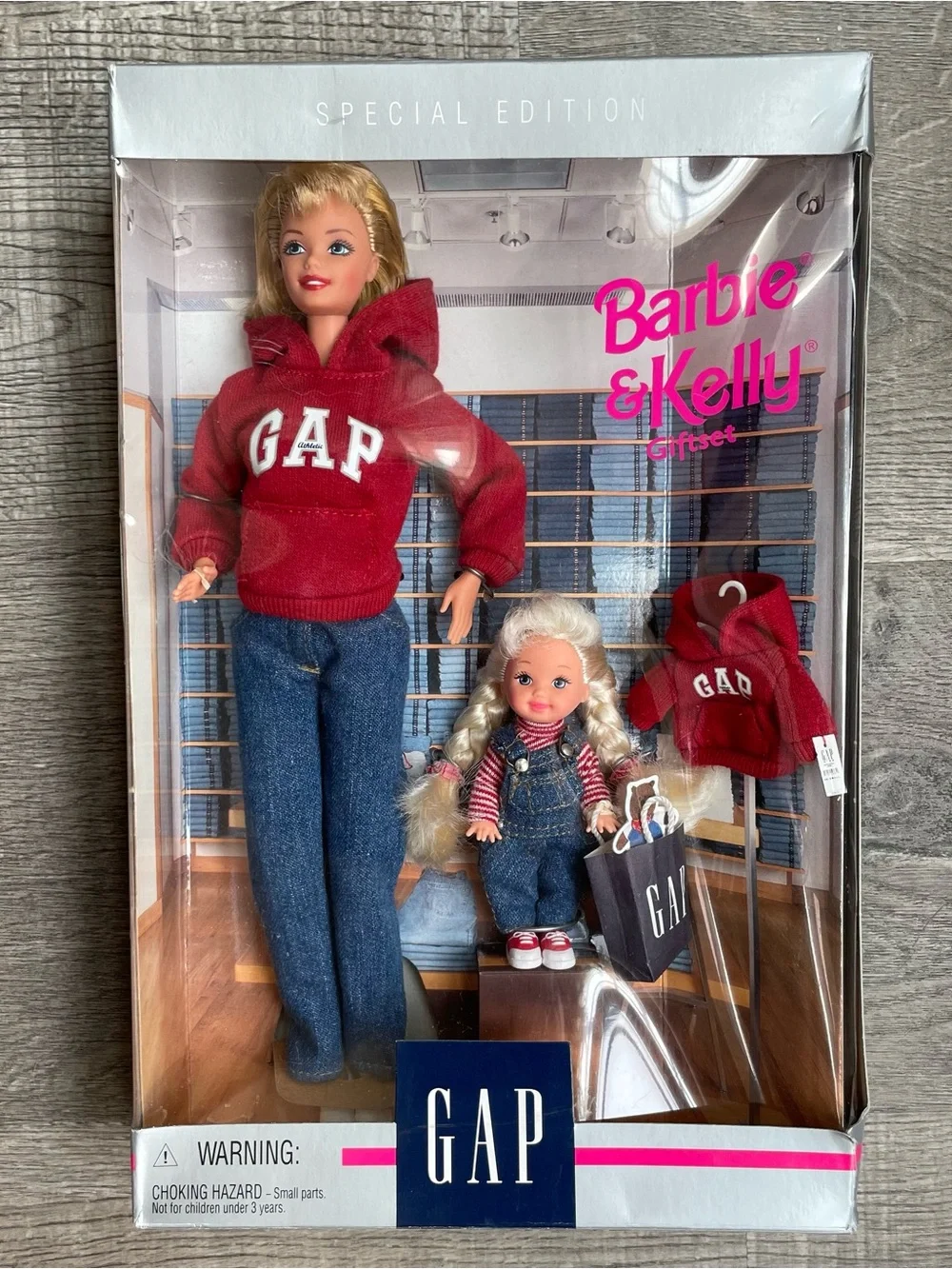 GAP Special Edition Barbie & Kelly Giftset New In Box